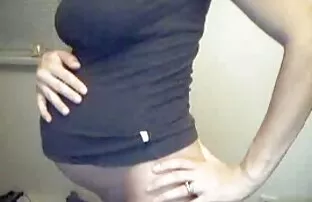 XXX أريد اطلب مقطع سكسي أن أشعر المنشعب لها!