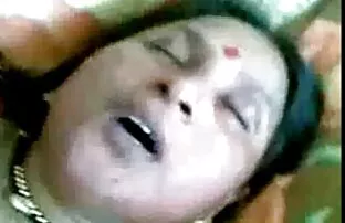 XXX عن طريق مقاطع سكس مقاطع سكسي الفم المهبل الإباحية