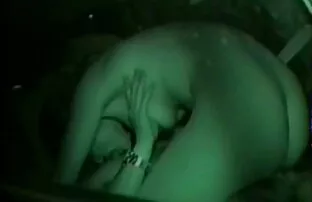 XXX اثنين من مقاطع سكسي رومانسي اصدقائه التحديق في امرأة جميلة في فندق