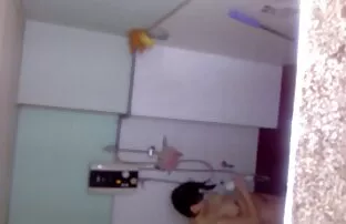 XXX الشباب تنظيم مقاطع سكسي اجدي عصابة بانج في شقتهم